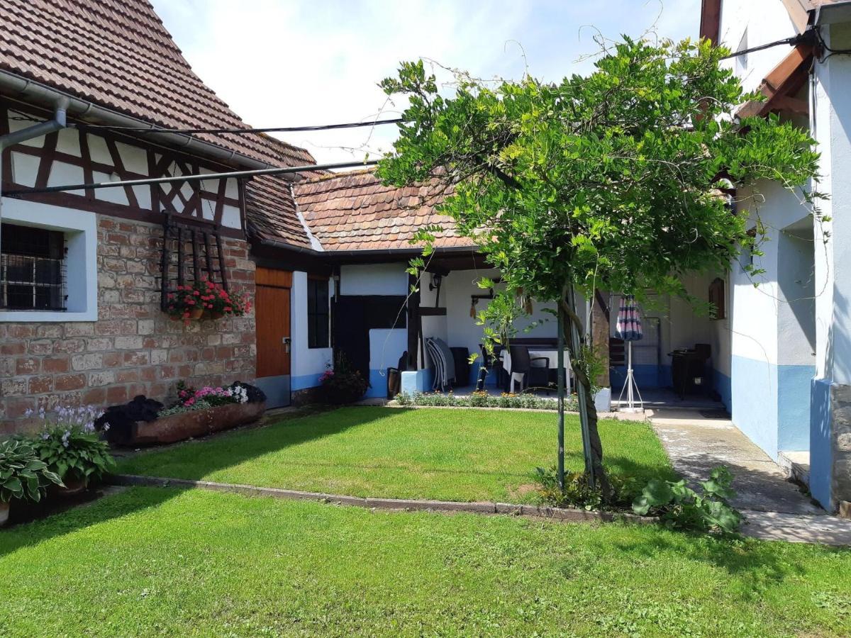 Cosy Holiday Home In Schleithal With Garden エクステリア 写真